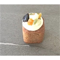 MARKS GF 2.5" SMALL IND CARROT CAKE (6)