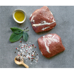 GLOBAL 2KG RW  4 X 500 LAMB RUMP DENUDED CAP OFF VAC *