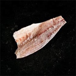 AQU BARRA FILLET 1.2KG R/W SKIN ON WING OFF*