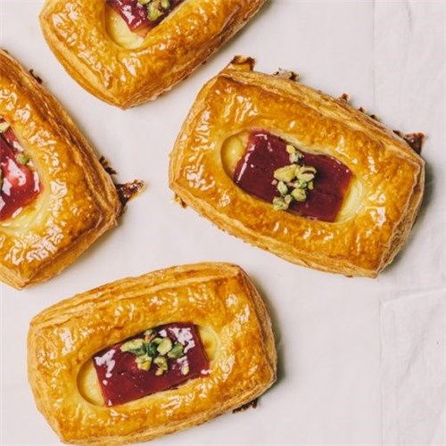 SBN (4) RASPBERRY RHUBARB DANISH*