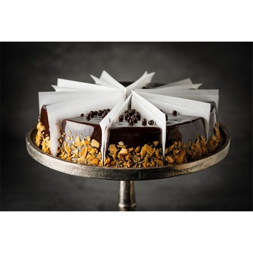 LOOMAS 10 CUT FERRERO ROCHER CAKE 8IN